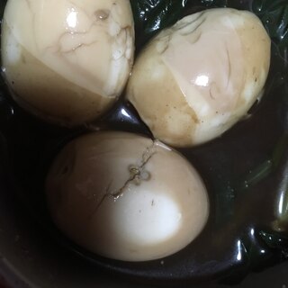 醤油煮の残り汁を使った煮卵